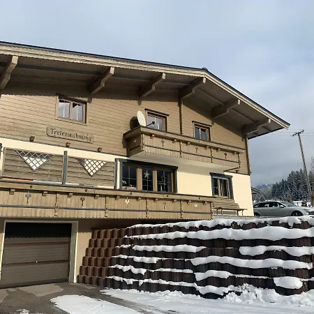 Haus Asslaber Apartamento *